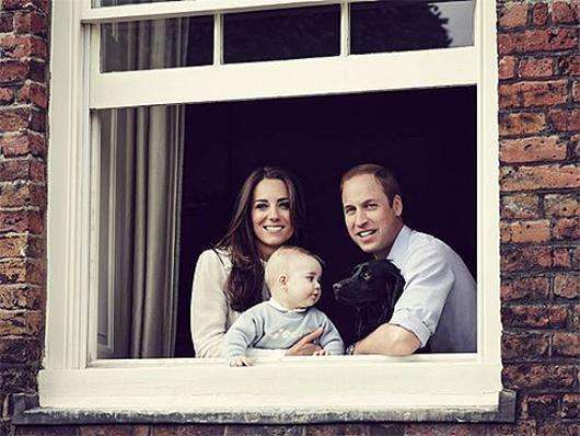 Принц Уильям с герцогиней Кэтрин и принцем Джорджем