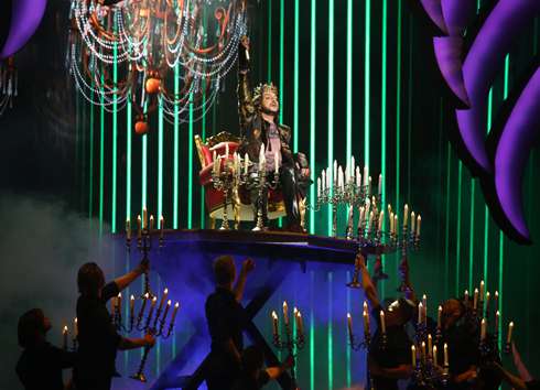 На шоу Киркорова собрался весь столичный бомонд На шоу Киркорова собрался весь столичный бомонд