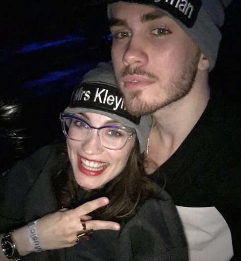 Виктория Дайнеко и Дмитрий Клейман в начале февраля вместе ходили на концерт Виктория Дайнеко и Дмитрий Клейман в начале февраля вместе ходили на концерт