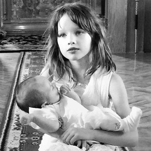 Малышку крестили в православном храме