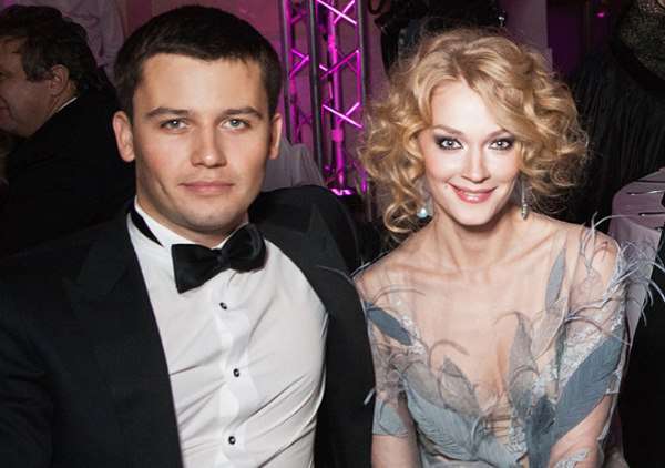 Поклонники считали Светлану Ходченкову и Георгия Петришина отличной парой Поклонники считали Светлану Ходченкову и Георгия Петришина отличной парой