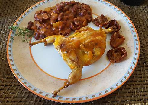 Рябчики, тушеные с вялеными помидорами