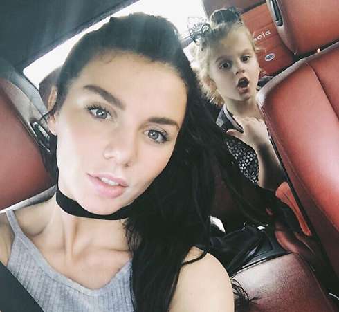Анна Седокова с дочерью Моникой