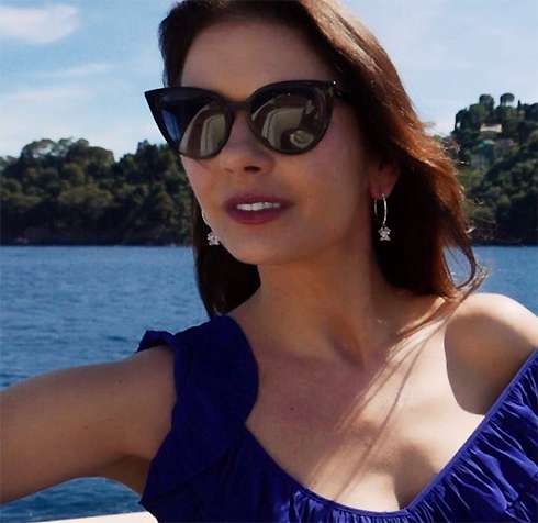 Кэтрин Зета-Джонс поразила своей молодостью