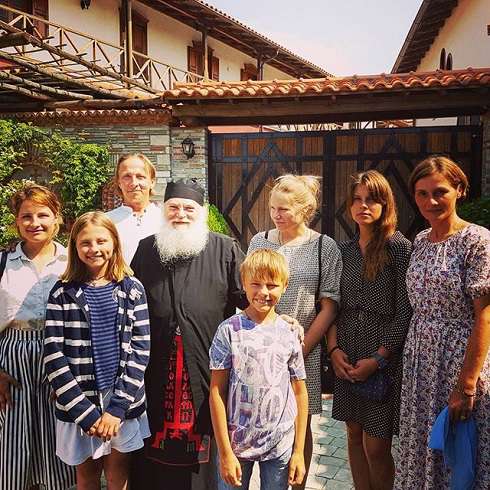 Иван Охлобыстин - многодетный отец с десятками крестников