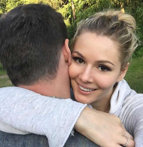 Мария Кожевникова 3 года не показывала лицо мужа