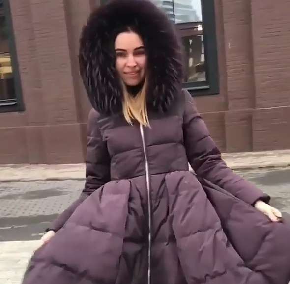 Пуховики-юбки всем надоели Пуховики-юбки всем надоели