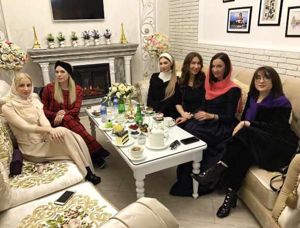 Ольга привезла с собой поддержку из «Дома-2» Ольга привезла с собой поддержку из «Дома-2»