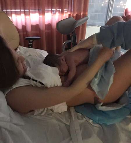 Антон Беляев показал первое фото новорожденного сына