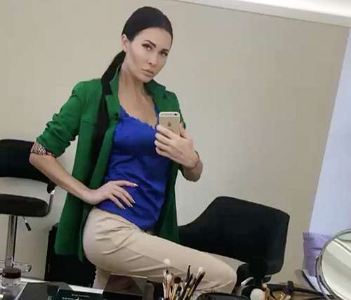 Элина Камирен