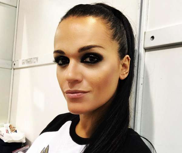 Певица Слава