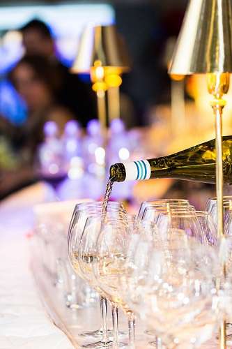 На вечеринке во Франции может не быть еды На вечеринке во Франции может не быть еды