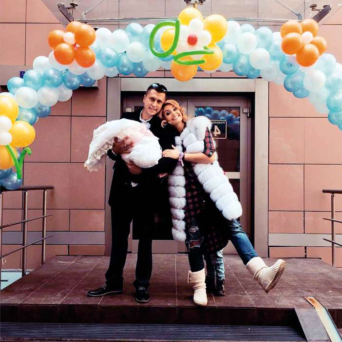 У Павла Прилучного и Агаты Муцениеце двое детей У Павла Прилучного и Агаты Муцениеце двое детей