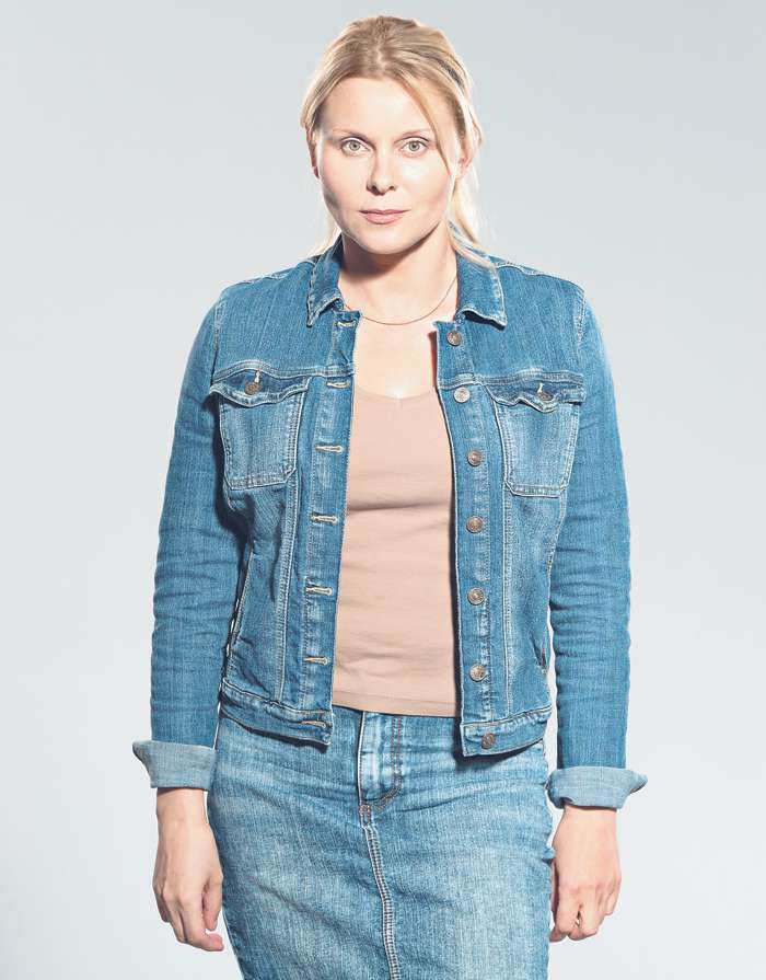 Яна Троянова