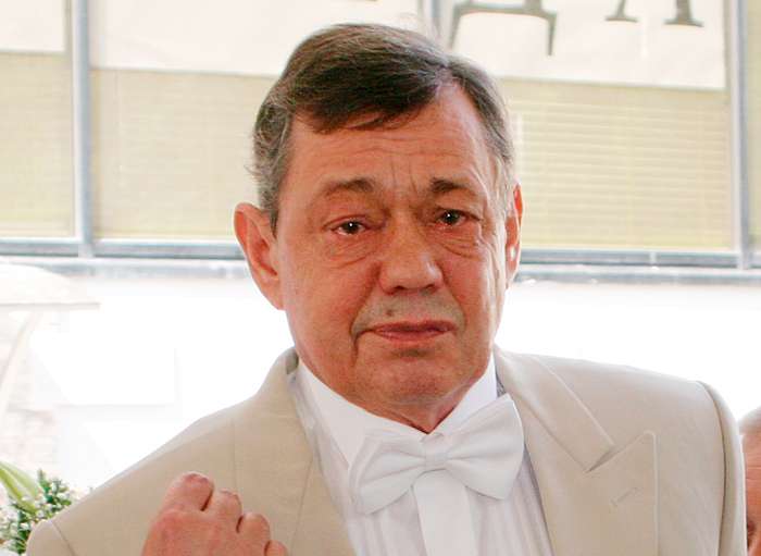 Николай Караченцов