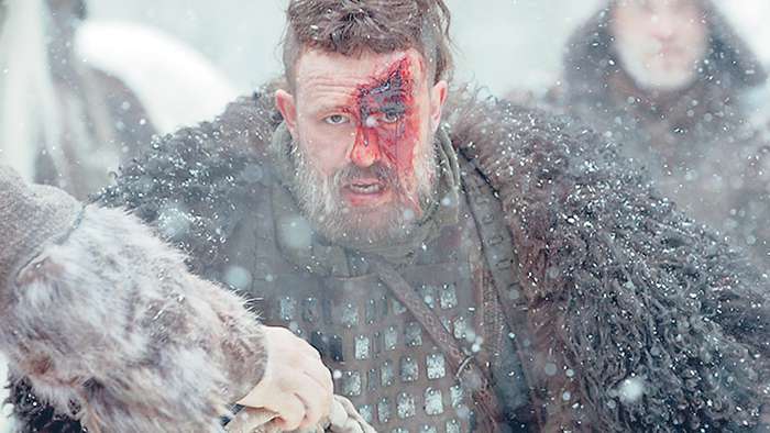 По словам актера, съемки в «Викинге» стали для него настоящим испытанием По словам актера, съемки в «Викинге» стали для него настоящим испытанием