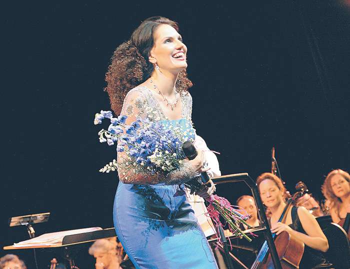 "Мне повезло услышать от отца: «Я мечтал, чтобы ты стала такой, какой ты стала»" Мне повезло услышать от отца: «Я мечтал, чтобы ты стала такой, какой ты стала»