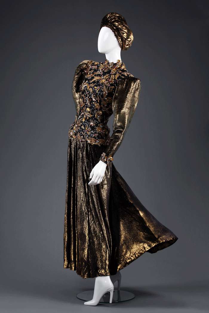 Jean Barthet (платье из коллекции Александра Васильева)