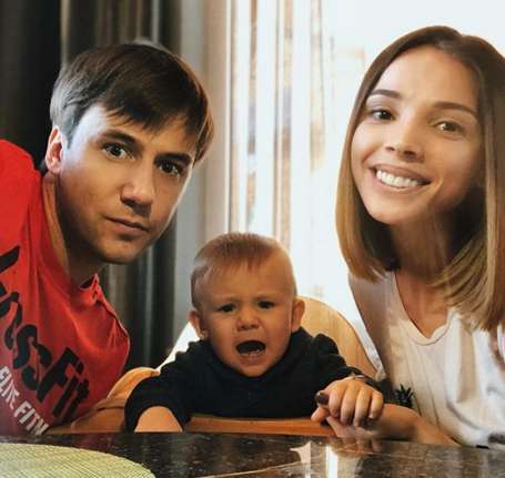 Иван Жидков и Лилия Соловьева с сыном
