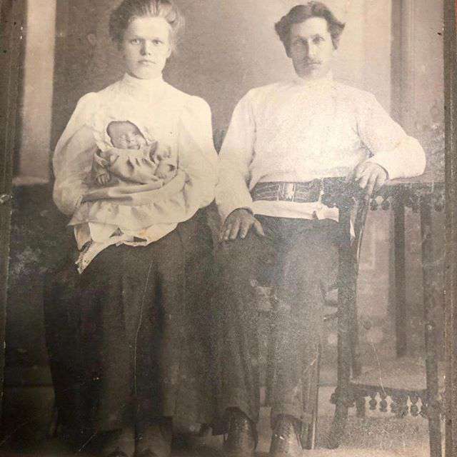 Бабушка и дедушка Примадонны