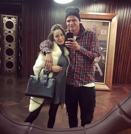 ДМИТРИЙ ТАРАСОВ И АНАСТАСИЯ КОСТЕНКО