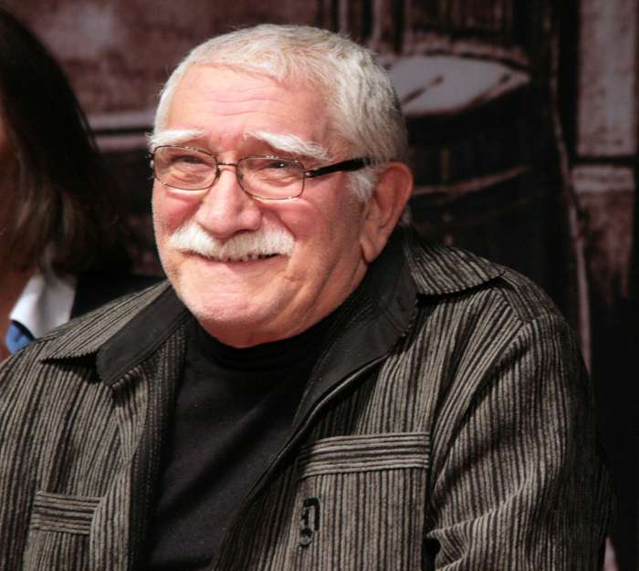 Армен Джигарханян