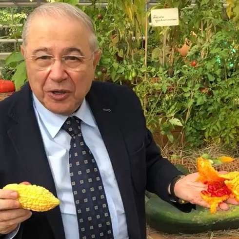 Евгений Петросян