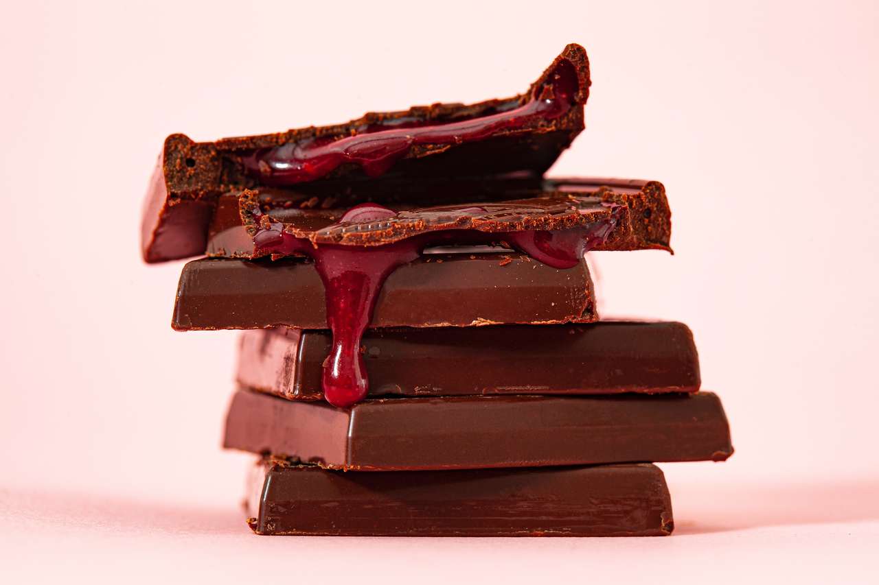 Исследования показывают, что темный шоколад может улучшить ваше здоровье и снизить риск сердечных заболеваний