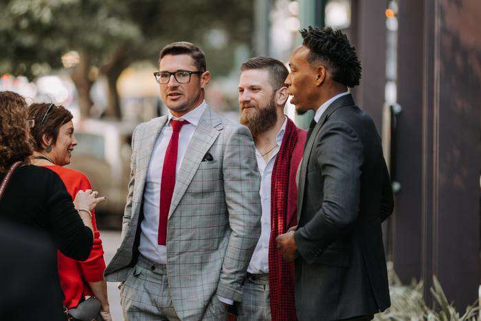 почему нас привлекают умные мужчины