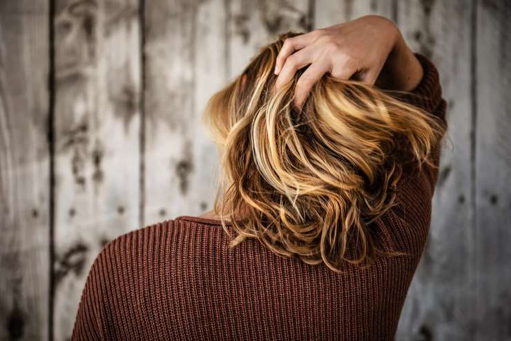 Одним из эффектов беременности является выпадение волос
