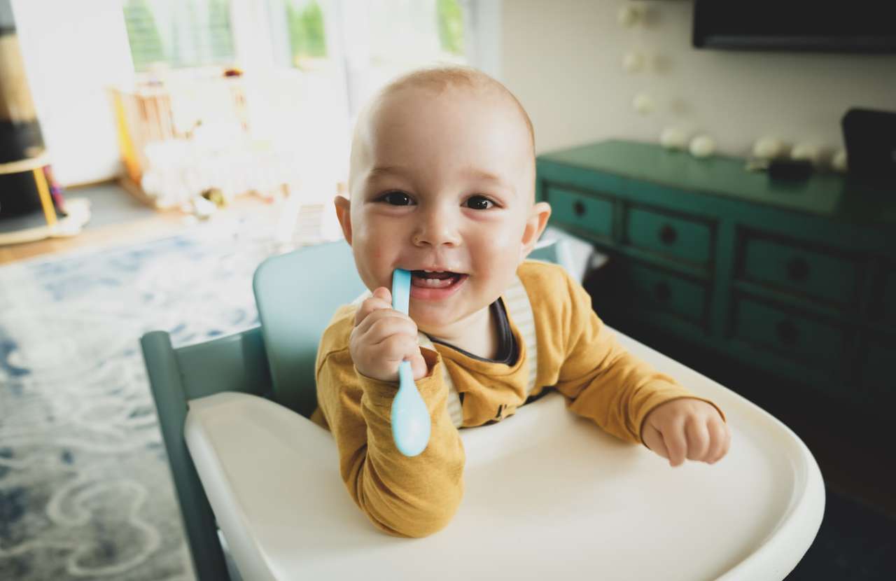 за зубами важно следить с самого раннего возраста