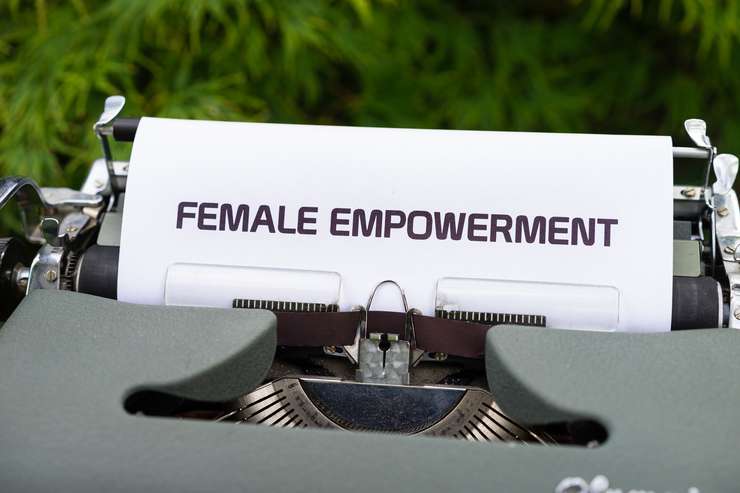 Публичные лица лишний раз подчеркнули важность роли женщин как работников
