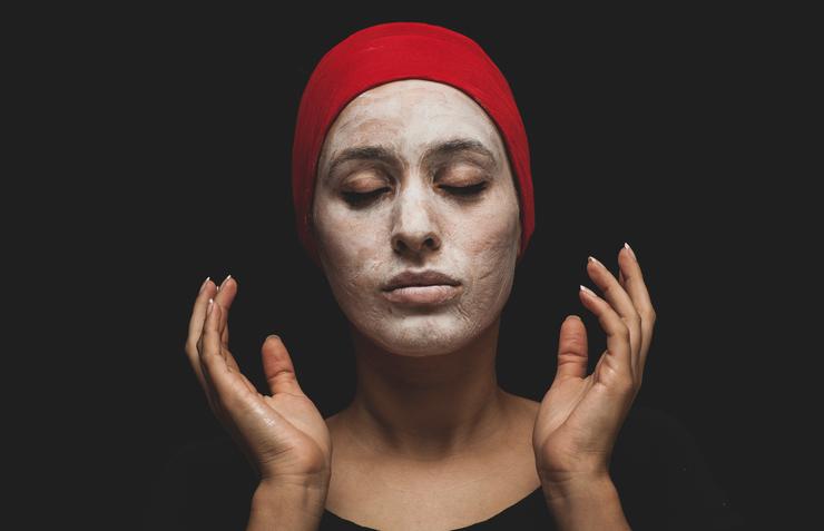 Правда ли, что тканевая маска вытягивает влагу сразу после высыхания на лице