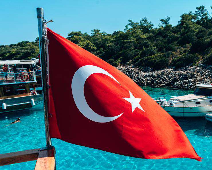 В Турции количество туристов из России увеличилось в разы