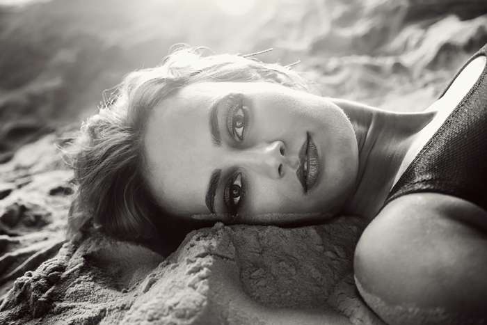 "Однажды, после предательства подруги, я была настроена серьезно отомстить – отрезать ее шикарные волосы или жвачку влепить" Однажды, после предательства подруги, я была настроена серьезно отомстить – отрезать ее шикарные волосы или жвачку влепить