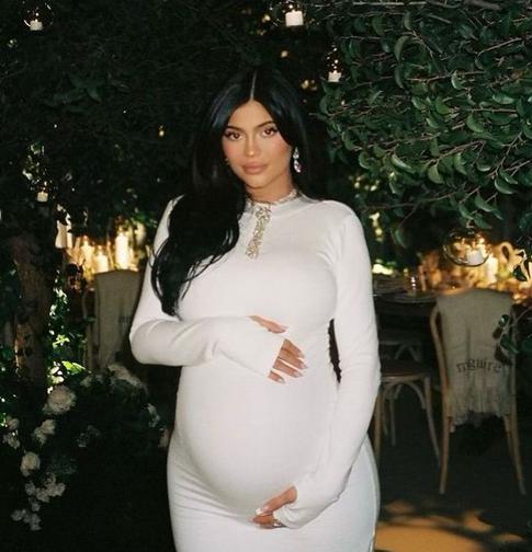 Кайли Дженнер решила сменить имя новорожденному сыну