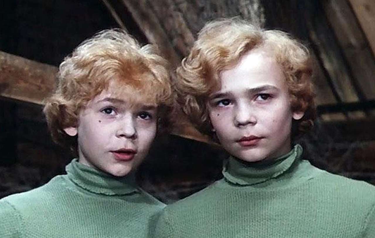 Электроники