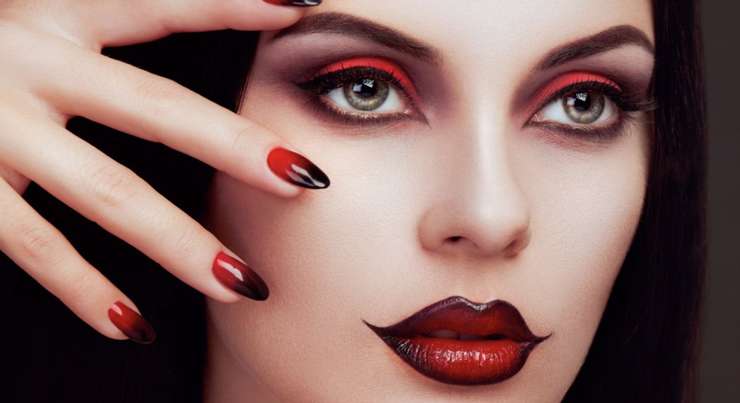 Мейкап на Хэллоуин: 5 идей с советами визажиста, которые легко повторить дома Мейкап на Хэллоуин: 5 идей с советами визажиста, которые легко повторить дома