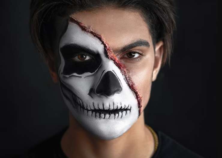 Мейкап на Хэллоуин: 5 идей с советами визажиста, которые легко повторить дома Мейкап на Хэллоуин: 5 идей с советами визажиста, которые легко повторить дома