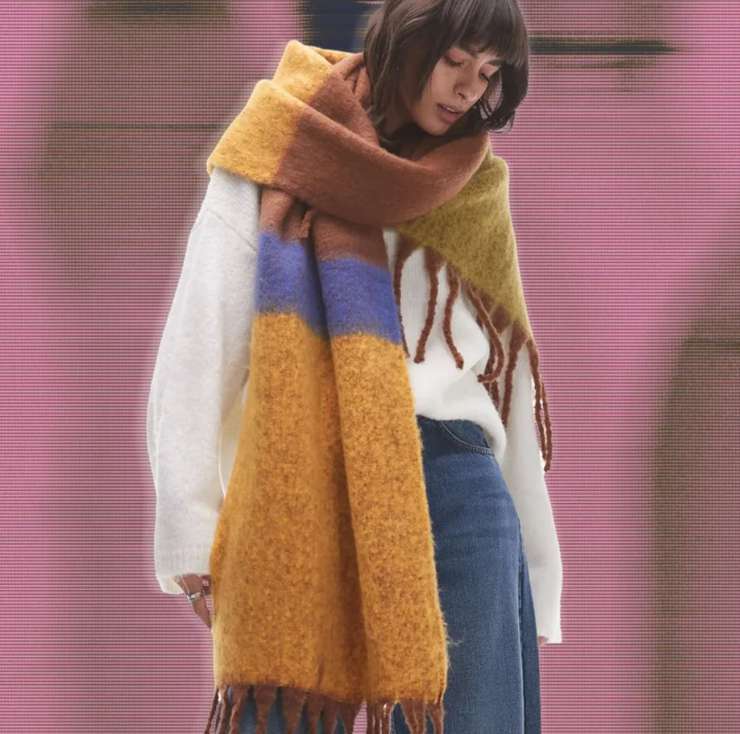 Какой шарф подобрать к зиме 2025−2026 и с чем его носить Какой шарф подобрать к зиме 2025−2026 и с чем его носить