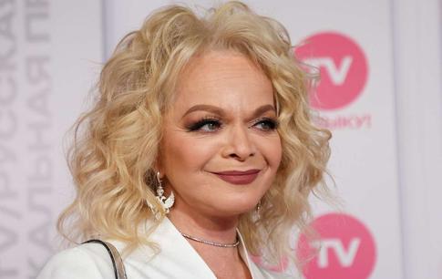 Теперь официально: Лариса Долина прошла психиатрическую экспертизу