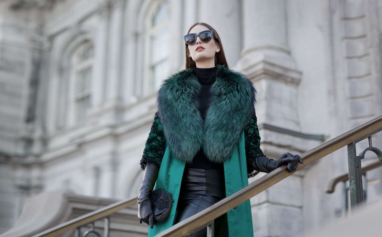 От ретро к тренду: горжетка, которая делает любой образ богаче и загадочнее От ретро к тренду: горжетка, которая делает любой образ богаче и загадочнее