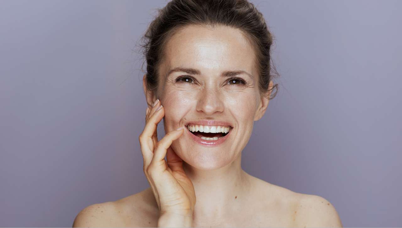 Пять бьюти-привычек, которые крадут молодость после 40 — о них пора забыть Пять бьюти-привычек, которые крадут молодость после 40 — о них пора забыть