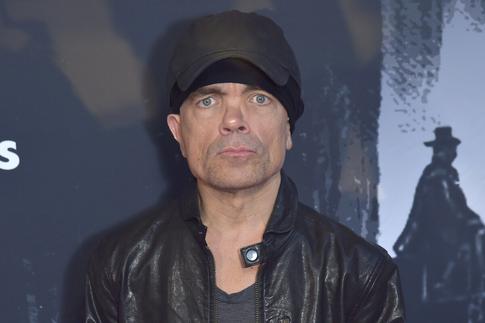 Звезда «Игры престолов» Питер Динклэйдж раскрыл секрет долгого брака одним словом