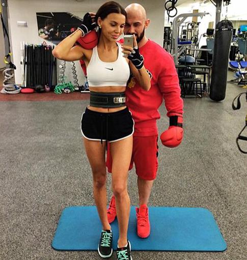 Жена Джигана шокировала свой фотографией