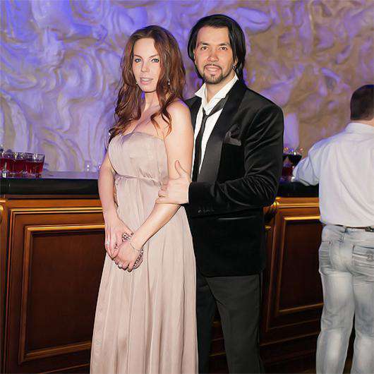 Денис Клявер с женой Ириной. Фото: denisklyaver.com.