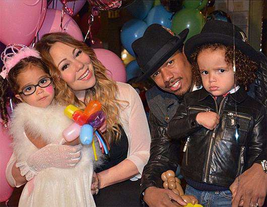 Мэрайя Кэри с детьми и мужем Ником Кэнноном. Фото: Instagram.com/mariahcarey.