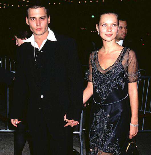 Джонни Депп и Кейт Мосс в 1997 году. Фото: Rex Features/Fotodom.ru.