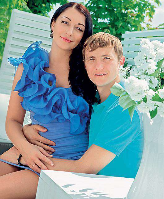 Роман Павлюченко с женой Ларисой. Фото: личный архив семьи Павлюченко.