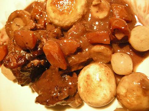 Готовим Boeuf Bourguignon по рецепту Джулии Чайлд